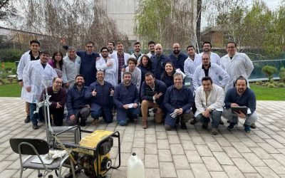 MIE-UC realiza Laboratorio de producción de Biodiesel junto a sus estudiantes